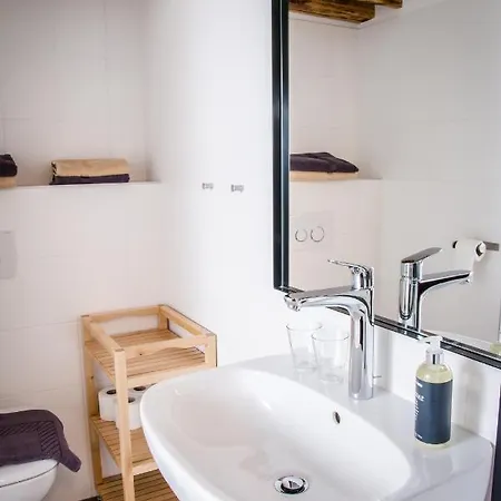 Restaurant Na Navsi 招待所 3*